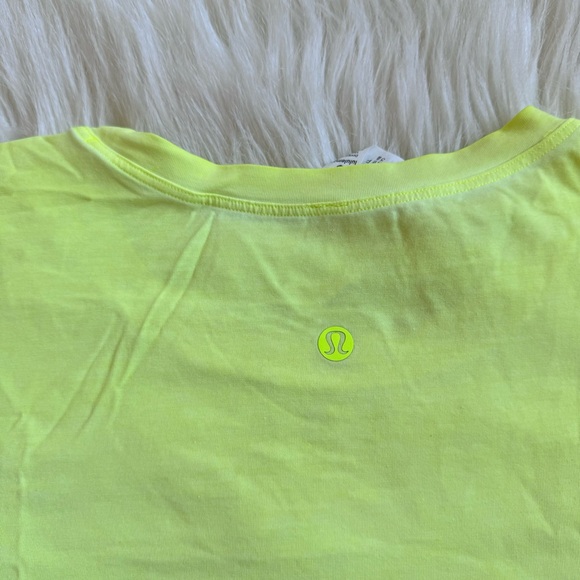 Lululemon Cates Tee Fade - Picture 7 of 8